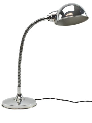 Lot 440 - ITALIAN MID CENTURY 1950S CHROME GOOSENECK DESK LAMP MARKED SAPIENS