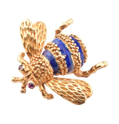 Lot 6 - 18CT GOLD RUBY & ENAMEL BUMBLE BEE BROOCH PIN