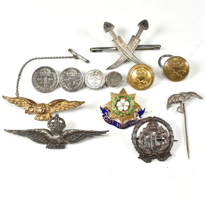 Lot 242 - COLLECTION OF MILITARY & VICTORIAN BROOCH PINS & BUTTONS