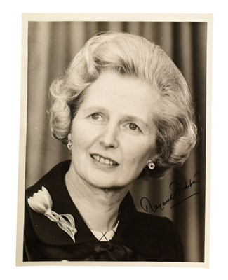 Lot 4 - MARGARET THATCHER - PRIME MINISTER - AUTOGRAPHED PHOTOGRAPH