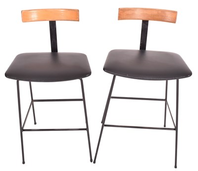 Lot 365 - FRANK GUILLE FOR KANDYA - PAIR OF PROGRAM HIGH CHAIRS BAR STOOLS