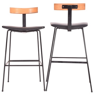 Lot 365 - FRANK GUILLE FOR KANDYA - PAIR OF PROGRAM HIGH CHAIRS BAR STOOLS