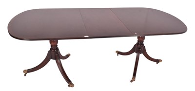 Lot 355 - THOMAS GLENISTER - REGENCY STYLE MAHOGANY DINING TABLE AND CHAIRS