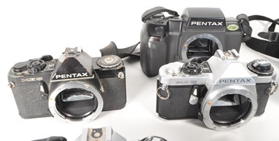 Lot 333 - PENTAX - COLLECTION OF VINTAGE 35MM SLR CAMERAS