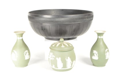 Lot 144 - KEITH MURRAY FOR WEDGWOOD - BLACK BASALT CENTREPIECE BOWL