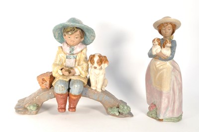 Lot 143 - LLADRO - NAO - TWO LATE 20TH CENTURY PORCELAIN FIGURES
