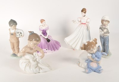 Lot 157 - SIX 20TH CENTURY LLADRO DOULTON AND COALPORT PORCELAIN FIGURES