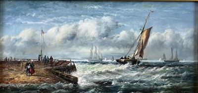 Lot 124 - T. LARSEN - SEASCAPE SCENE - OIL ON BOARD PAINTING IN GILT FRAME