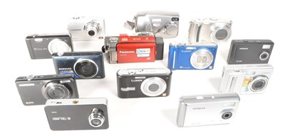 Lot 343 - COLLECTION DIGITAL CAMERAS OPTIO LUMIX KODAK HITACHI PANASONIC