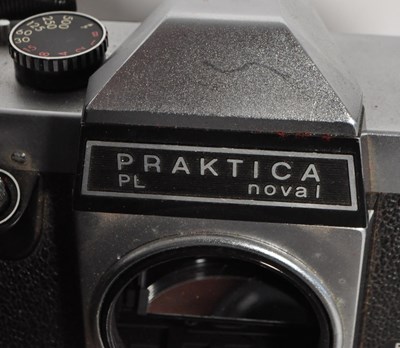 Lot 361 - COLLECTION OF VINTAGE CAMERAS