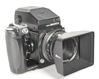 Lot 365 - BRONICA - VINTAGE ETRS 645 MEDIUM FORMAT SLR CAMERA