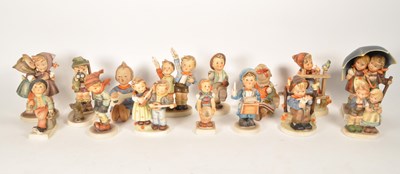Lot 185 - W. GOEBEL - FIFTEEN W GERMAN VINTAGE MID CENTURY HUMMEL FIGURES