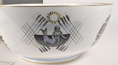 Lot 1 - ERIC RAVILIOUS FOR WEDGWOOD THE BOAT RACE REISSUE BOWL