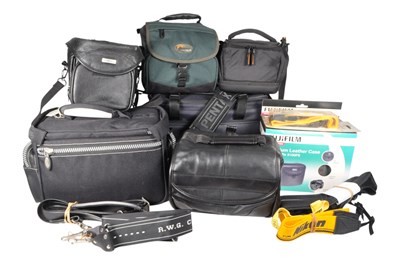 Lot 216 - COLLECTION OF VINTAGE CAMERA BAGS