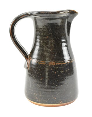 Lot 40 - ATTR. JOHN LEACH FOR MUCHELNEY POTTERY - STUDIO POTTERY EARTHENWARE JUG