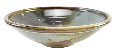 Lot 30 - RICHARD CHESHIRE - EARTHENWARE BOWL