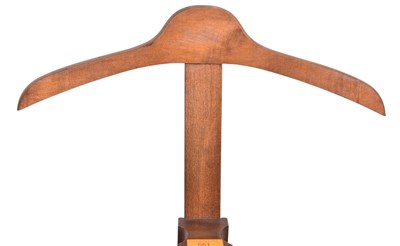 Lot 551 - MID CENTURY WALNUT VALET BUTLER'S STAND