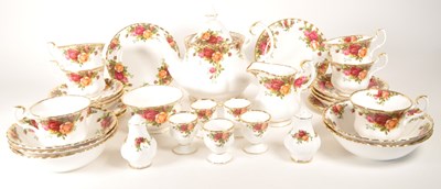 Lot 433 - ROYAL ALBERT, OLD COUNTRY ROSES PORCELAIN TEA SERVICE