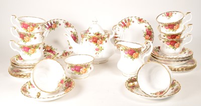 Lot 429 - ROYAL ALBERT, OLD COUNTRY ROSES PATTERN CHINA TEA SERVICE