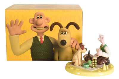 Lot 659 - WALLACE & GROMIT - COALPORT CHARACTERS - 'PICNIC ON THE MOON'