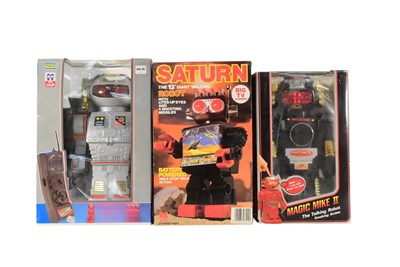 Lot 669 - ROBOTS - VINTAGE BATTERY OPERATED ROBOTS