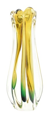 Lot 288 - NARUMI FANTASY GLASS - VINTAGE MID CENTURY 1960S JAPANESE STUDIO ART GLASS CENTREPIECE VASE