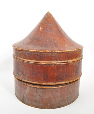 Lot 435 - 19TH CENTURY CHINESE WOODEN HAT BOX