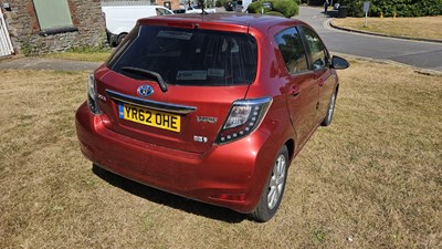 Lot 800 - YR62 OHE - TOYOTA YARIS T4 HYBRID AUTO 1.4 FIVE DOOR - 55,000 MILES - MOT OCT 25