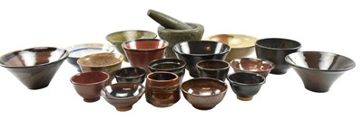 Lot 58 - CAMILLA GARRATT-JONES FOR CULROSS POTTERY - COLLECTION OF EIGHTEEN STUDIO POTTERY BOWLS