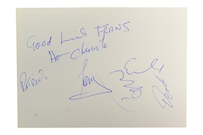 Lot 103 - MUSIC - HOT CHOCOLATE (BAND) - AUTOGRAPHED ON WHITE CARD