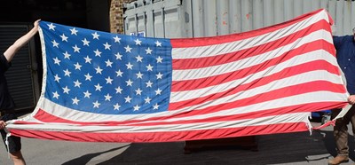 Lot 60 - VINTAGE 1986 AMERICAN FLAG - CORETTA SCOTT KING SOUTH AFRICAN VISIT