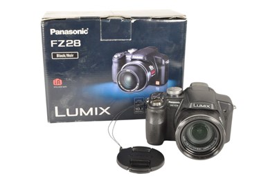 Lot 212 - CONTEMPORARY PANASONIC LUMIX FZ28 BRIDGE CAMERA
