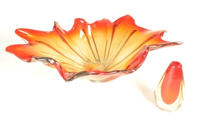 Lot 31 - MID CENTURY ORREFORS GLASS VASE & FRUIT BOWL