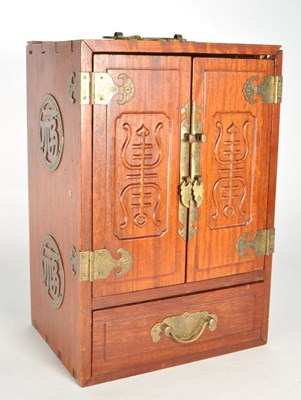 Lot 253 - MID CENTURY CHINESE JEWELLERY BOX