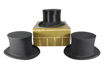 Lot 226 - THOMAS TOWNEND & CO - THREE VINTAGE EARLY 20TH CENTURY TOP HATS