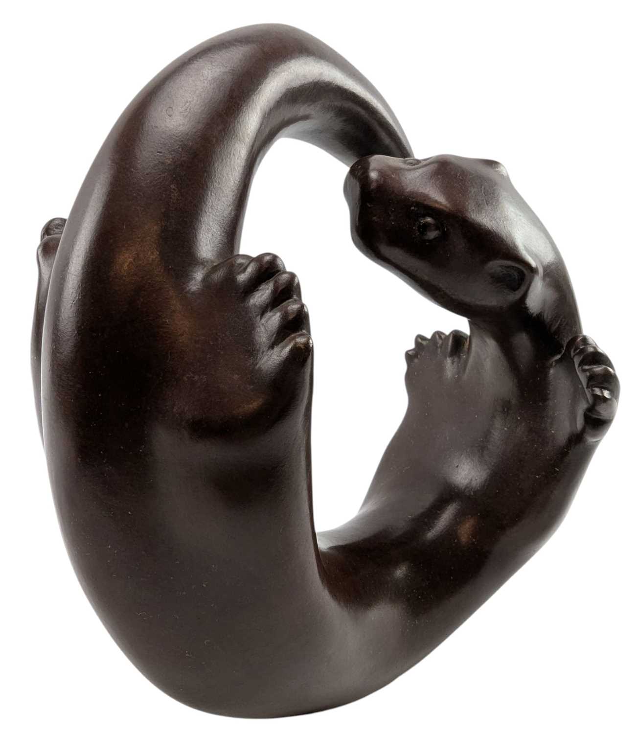 Lot 1 - LAURENCE BRODERICK (BRITISH, 1935-2024) - LIMITED EDITION BRONZE MODEL OF A SANDAIG OTTER