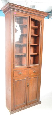 Lot 634 - EARLY 20TH CENTURY MAHOGANY SLIM TALL BOOKCASE