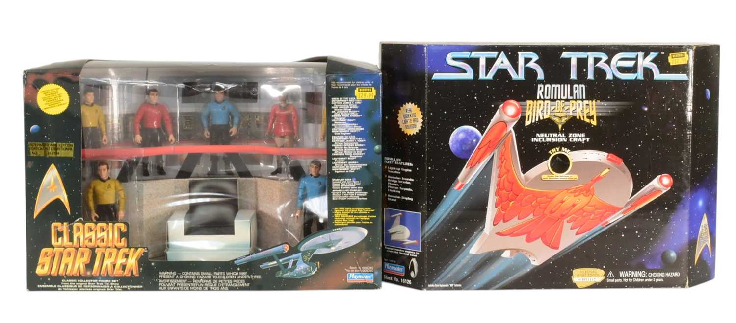 Lot 769 - STAR TREK - X2 STAR TREK ACTION FIGURE PLAYSETS