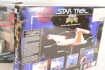 Lot 769 - STAR TREK - X2 STAR TREK ACTION FIGURE PLAYSETS