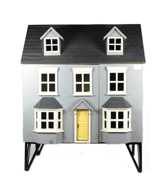 Lot 305 - DOLLS HOUSE - HAND MADE WOODEN 3 STOREY DOLLS HOUSE