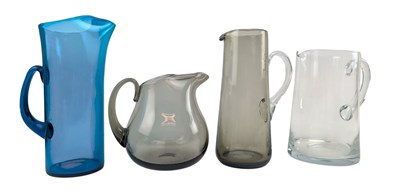 Lot 177 - MIXED SELECTION OF FOUR STUDIO ART GLASS JUGS / EWERS