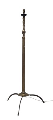 Lot 347 - EDWARDIAN BRASS AND WROUGHT IRON TELESCOPIC STANDARD LAMP