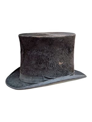 Lot 269 - PONTYPOOL WELSH VINTAGE 20TH CENTURY TOP HAT