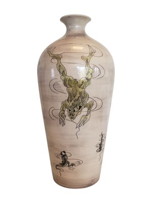 Lot 4 - ANDREW HULL FOR COBRIDGE - 2001 STONEWARE VASE WITH FROG DESIGN