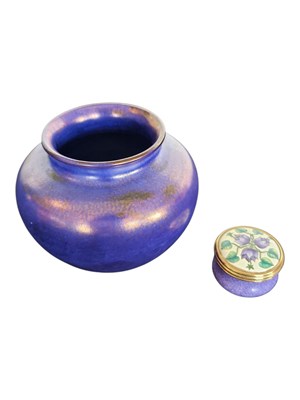 Lot 102 - MOORCROFT - 20TH CENTURY POTTERY LUSTRE VASE WITH ENAMEL PILL POT
