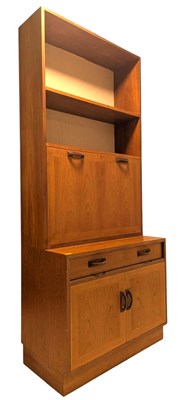 Lot 118 - G PLAN - SIENNA RANGE - MID CENTURY UPRIGHT BOOKCASE CABINET