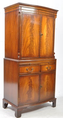 Lot 996 - QUEEN ANNE REVIVAL WALNUT COCKTAIL DRINKS CABINET
