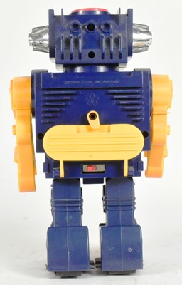 Lot 581 - RETRO TOYS - VINTAGE 1981 JAPANESE YONEZAWA PISTON ROBOT