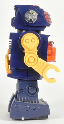 Lot 581 - RETRO TOYS - VINTAGE 1981 JAPANESE YONEZAWA PISTON ROBOT