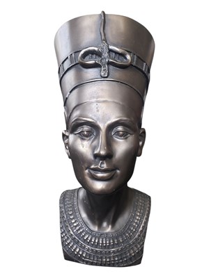 Lot 283 - LATE 20TH CENTURY CONTEMPORARY RESIN EGYPTIAN NEFERTITI BUST